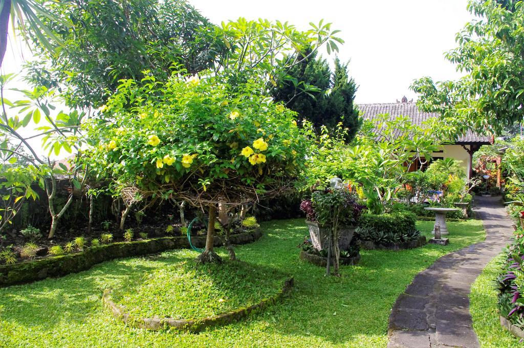 Rijasa Homestay 卡朗阿森 外观 照片