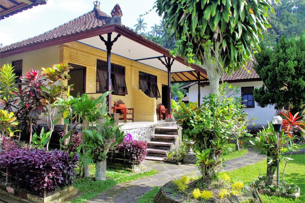 Rijasa Homestay 卡朗阿森 外观 照片
