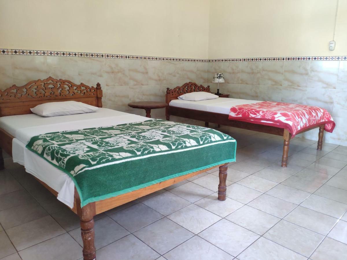 Rijasa Homestay 卡朗阿森 外观 照片